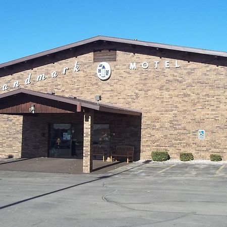 Landmark Motel Clintonville Εξωτερικό φωτογραφία