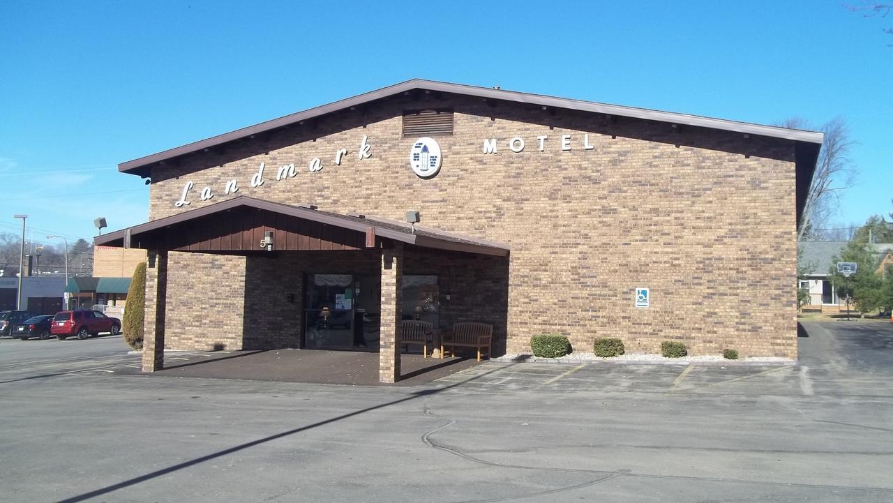 Landmark Motel Clintonville Εξωτερικό φωτογραφία
